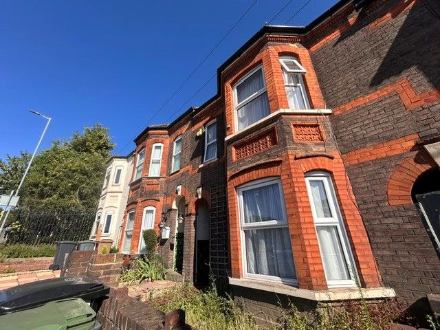 Property photo 1 of 12