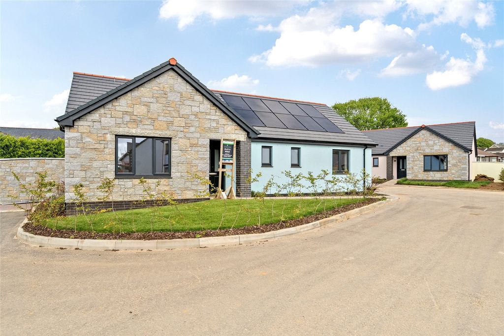 Property photo 2 of 16 Picture No. 33