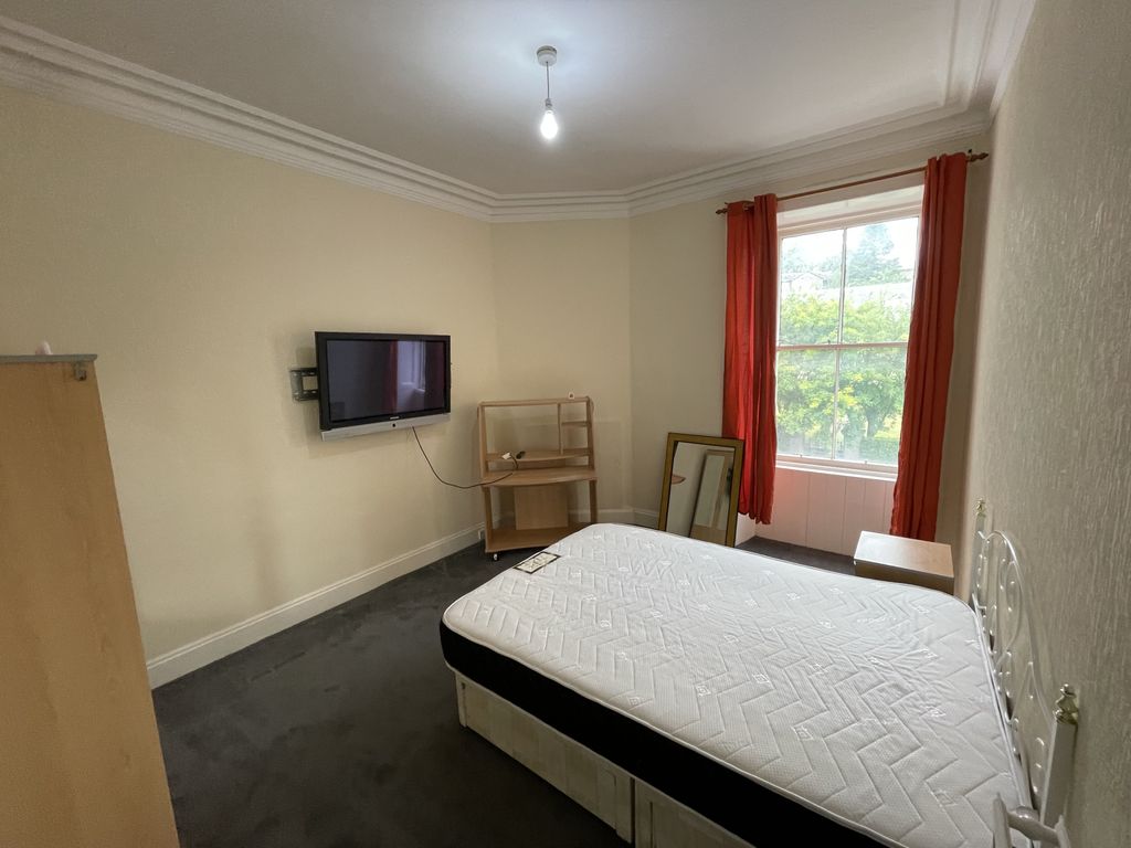 Property photo 3 of 12 Gallery