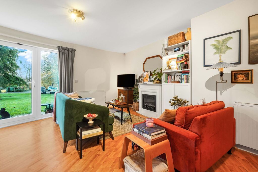 Property photo 3 of 16