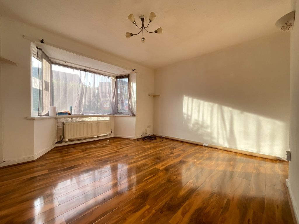 Property photo 1 of 14 3896462
