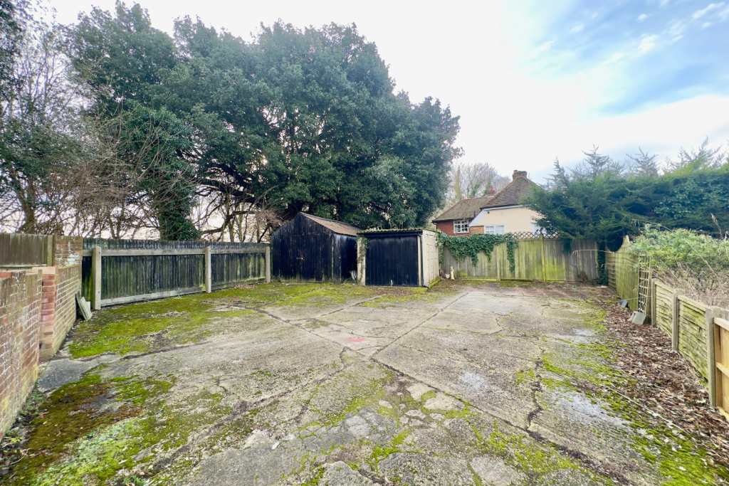 Property photo 2 of 7