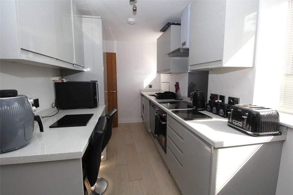 Property photo 2 of 6 Picture No. 07