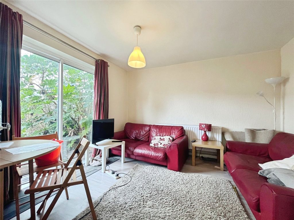 Property photo 2 of 8 Living Room