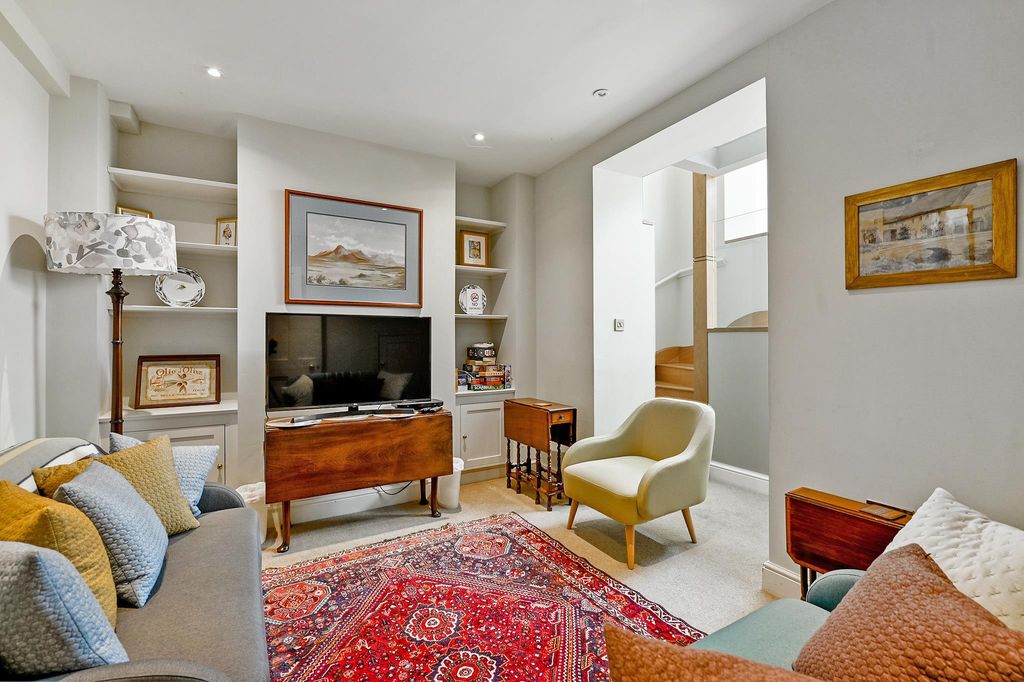 Additional image 15 of 5 bed town house for saleSt. John Street, Oxford, Oxfordshire OX1