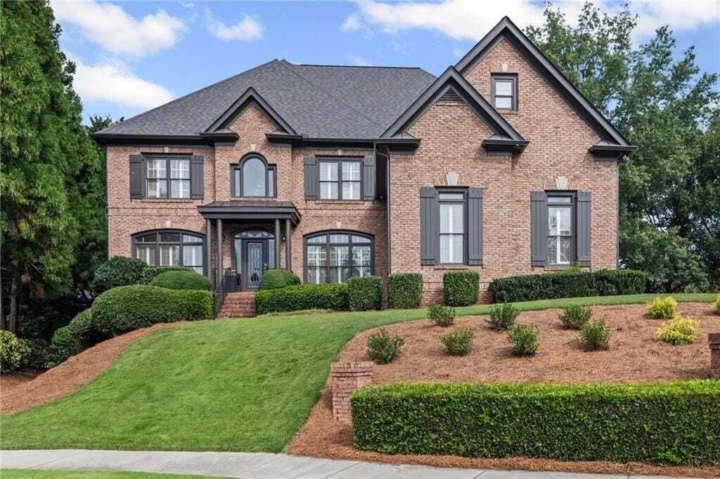 Property photo 1 of 31