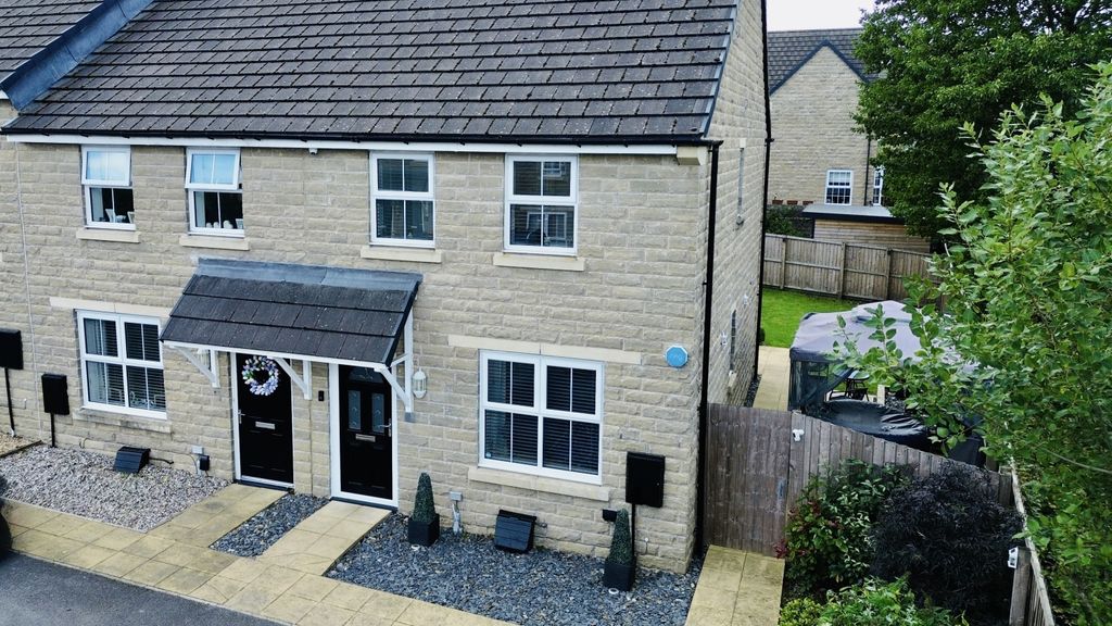 Property photo 1 of 12 Dji_0311