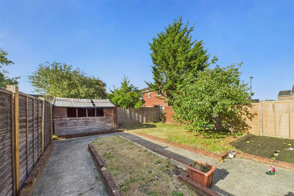 Property photo 2 of 6 Rear Garden