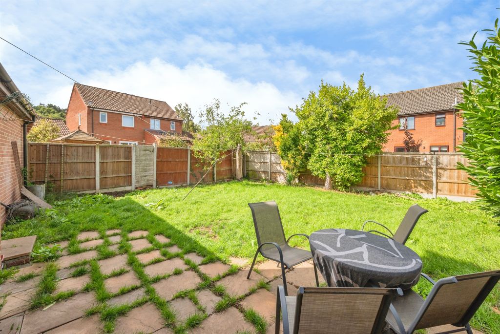 Property photo 2 of 15