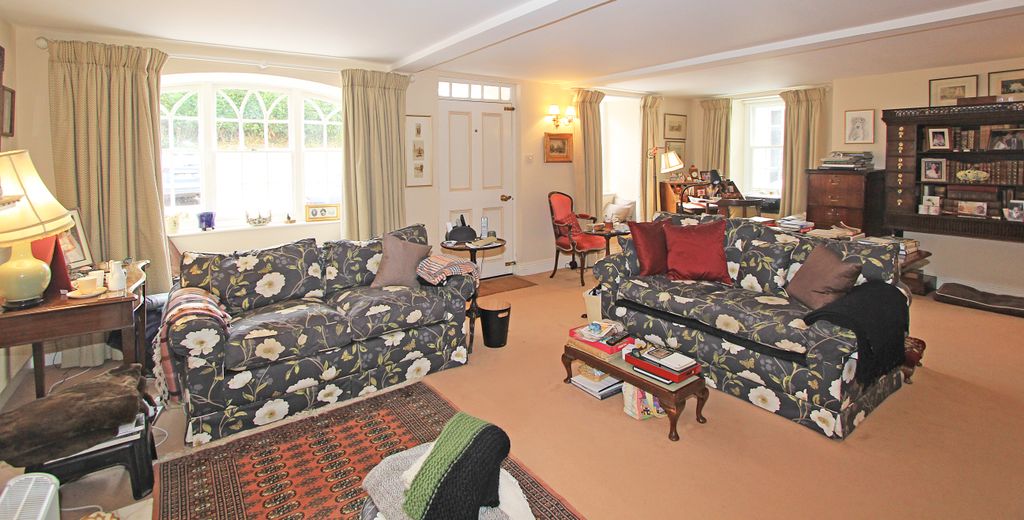Property photo 3 of 19