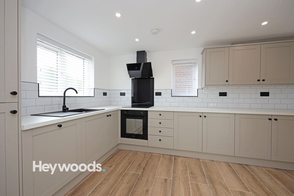 Property photo 3 of 29 0F1A1962