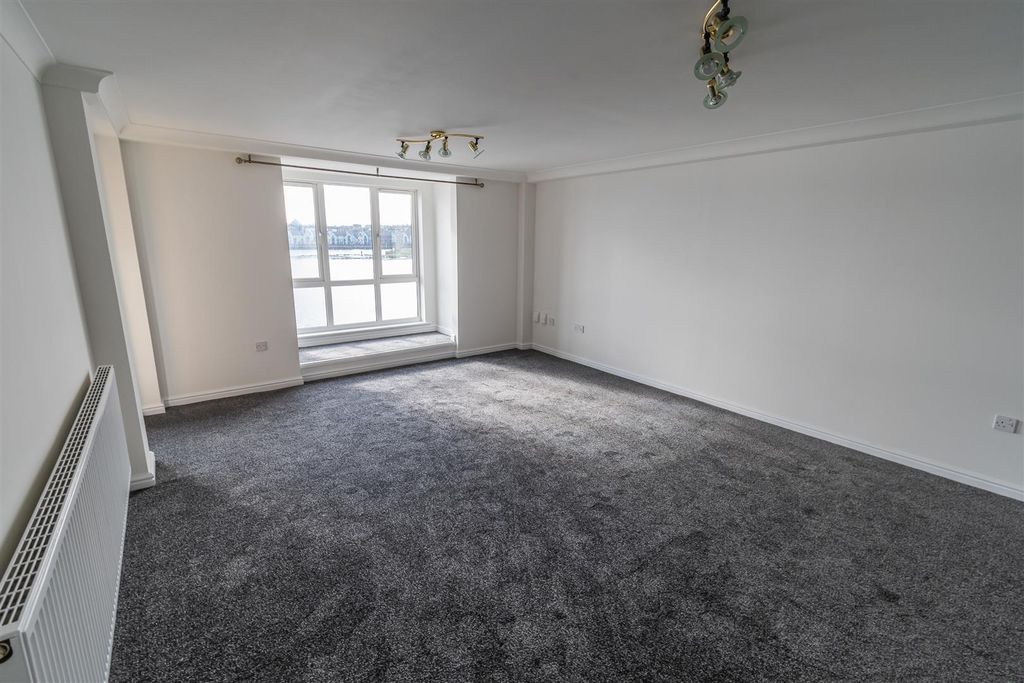 Property photo 2 of 19 Dsc_2652.Jpg