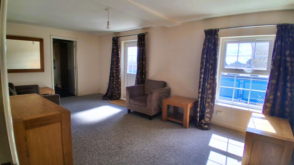 Property photo 2 of 6 Living Room