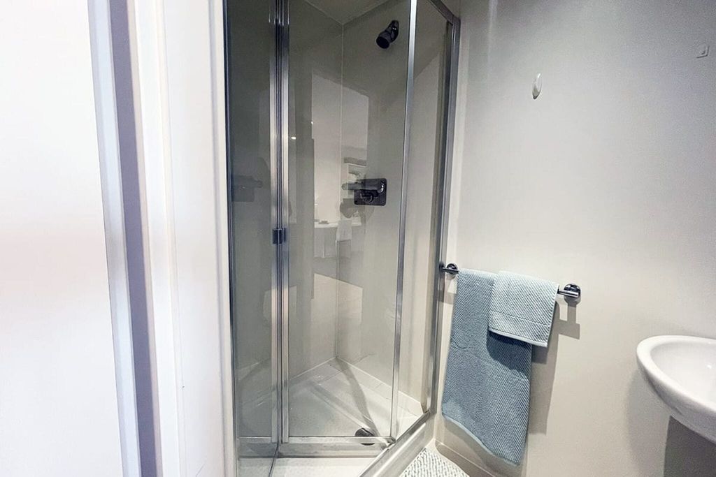 Property photo 3 of 30 Bathroom