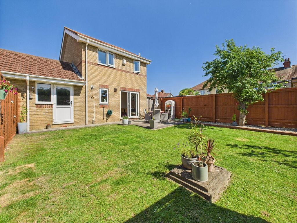 Property photo 2 of 16