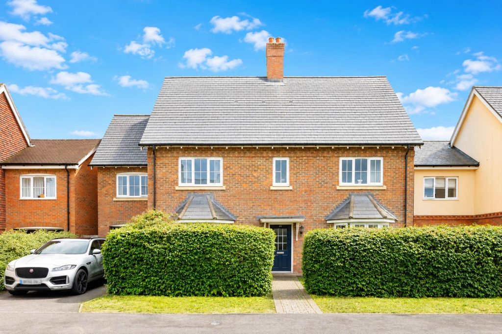Property photo 1 of 31