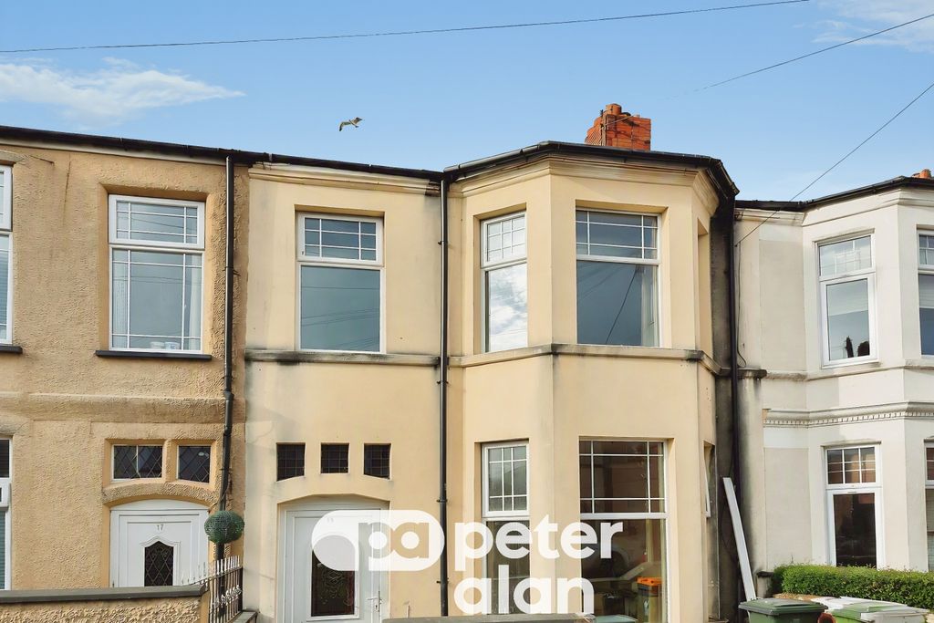 Property photo 1 of 6