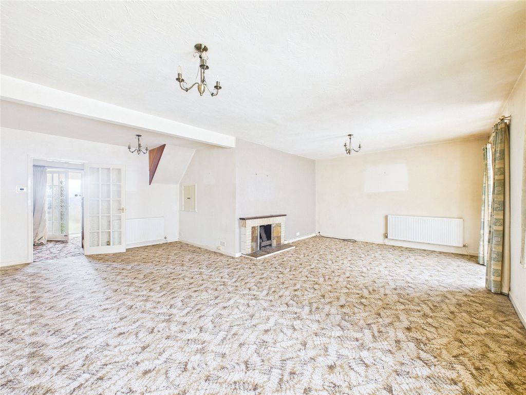 Property photo 3 of 23 Picture No. 14