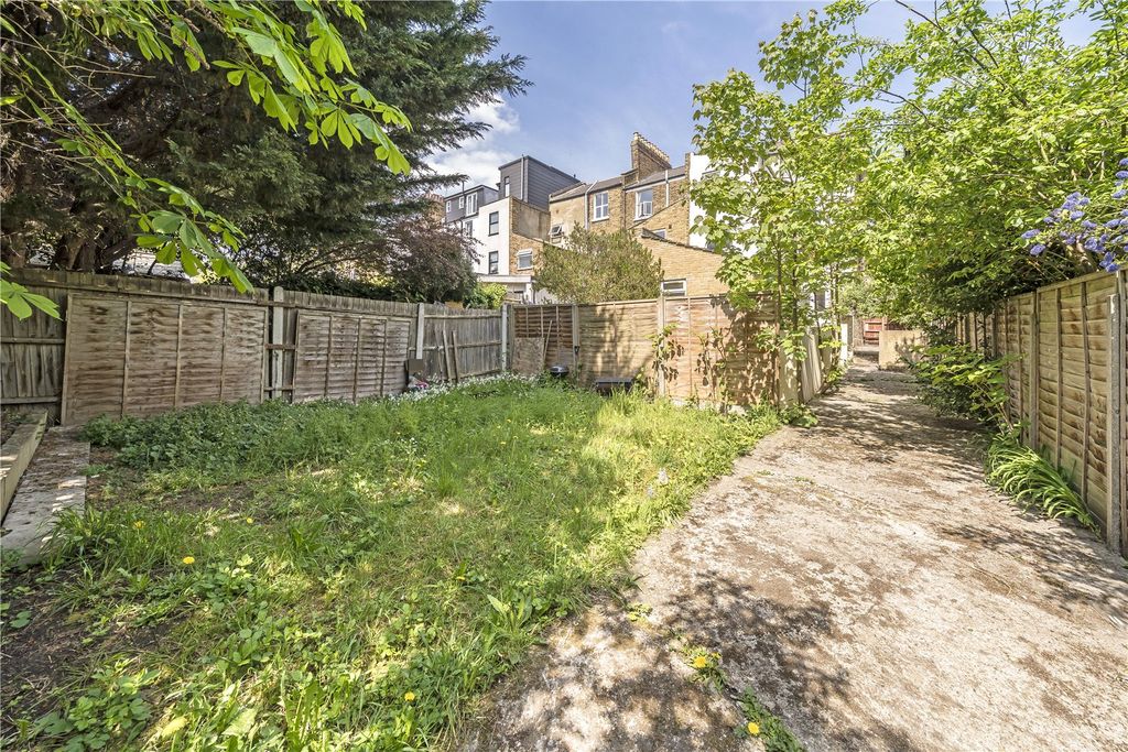Property photo 2 of 10 Picture No. 07