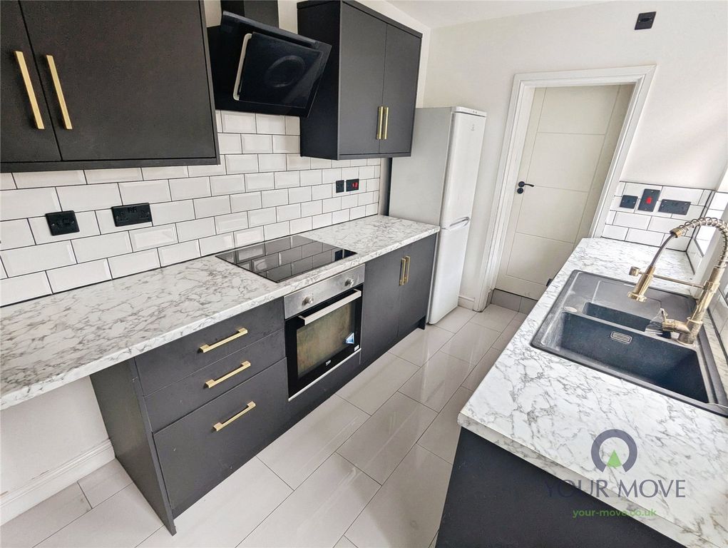 Property photo 2 of 17 Picture No. 06