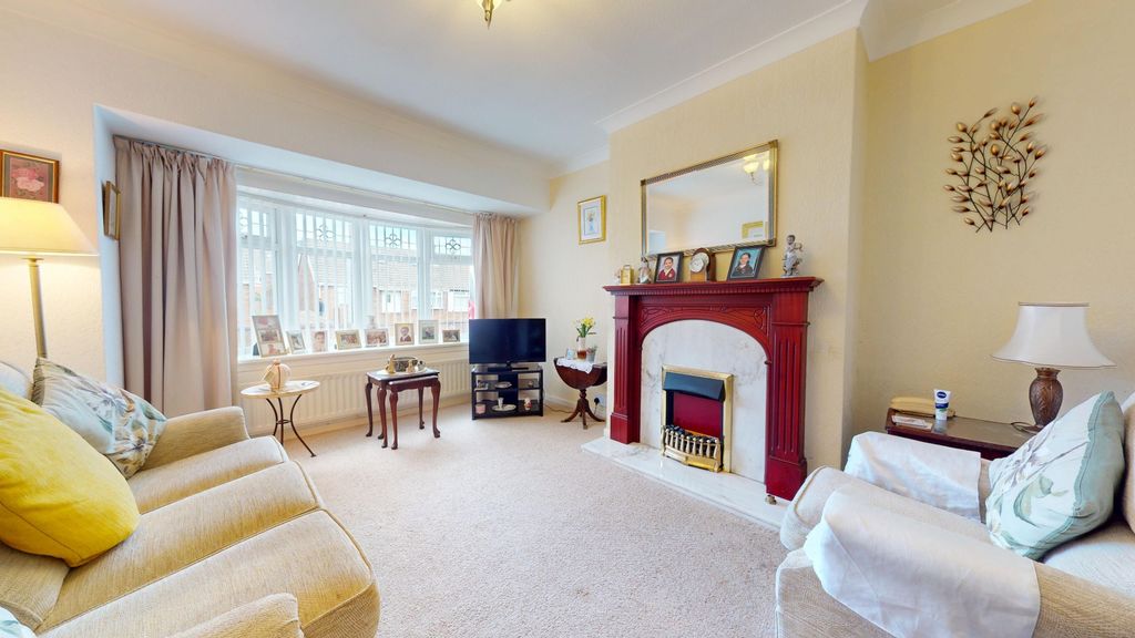 Property photo 2 of 20 4171004