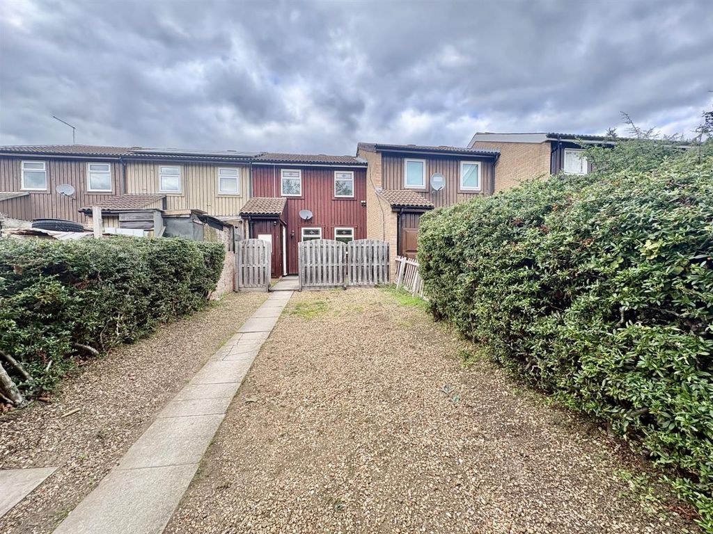 Property photo 1 of 9