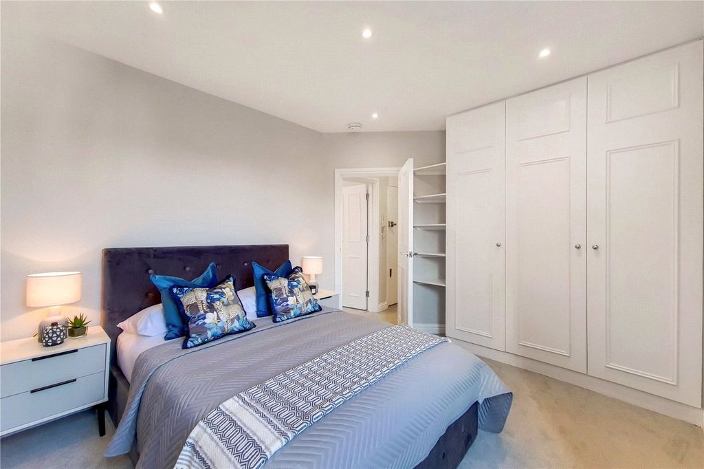 Property photo 3 of 9 Picture No. 10