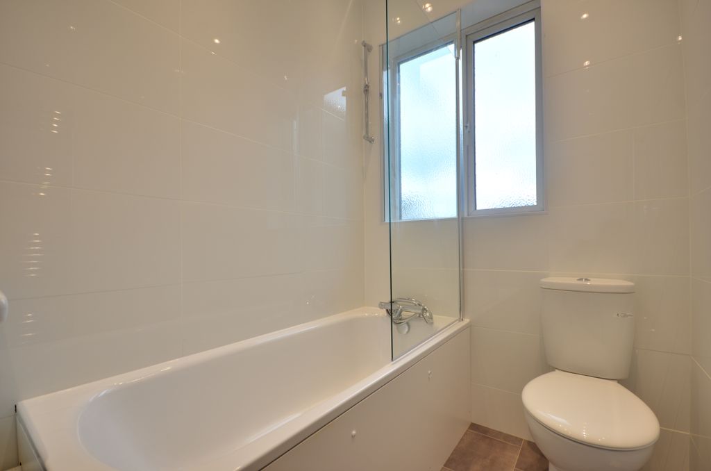 Property photo 2 of 7 Bathroom Again