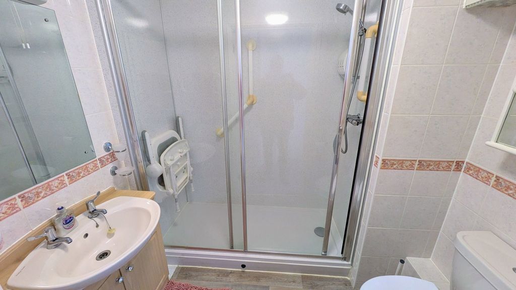 Additional image 6 of 1 bed flat for saleEast Terrace, Penzance TR18