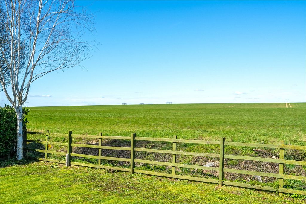 Property photo 3 of 19 Picture No. 04