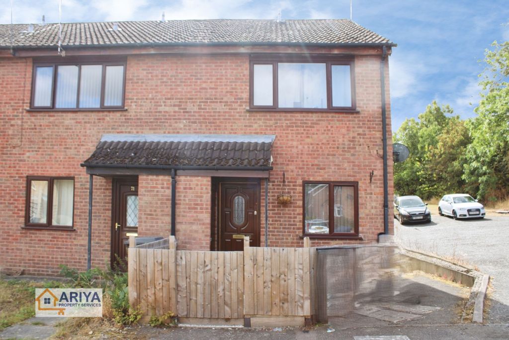 Property photo 1 of 12