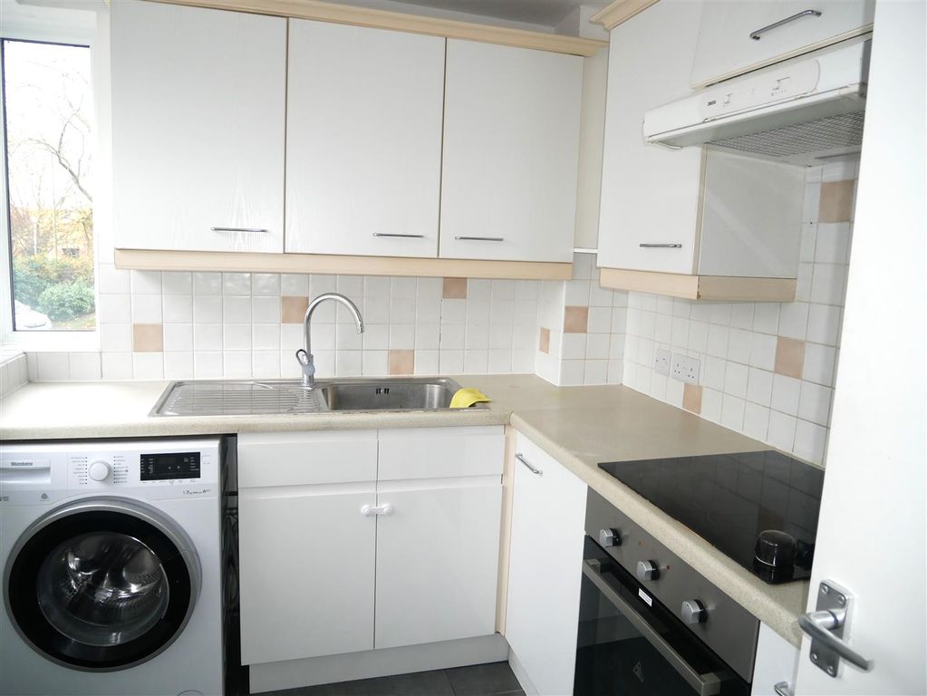 Property photo 2 of 6 P1030530.Jpg