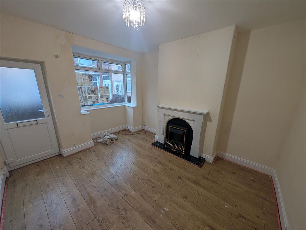 Property photo 2 of 8 Pxl_20251114_151316511.Jpg