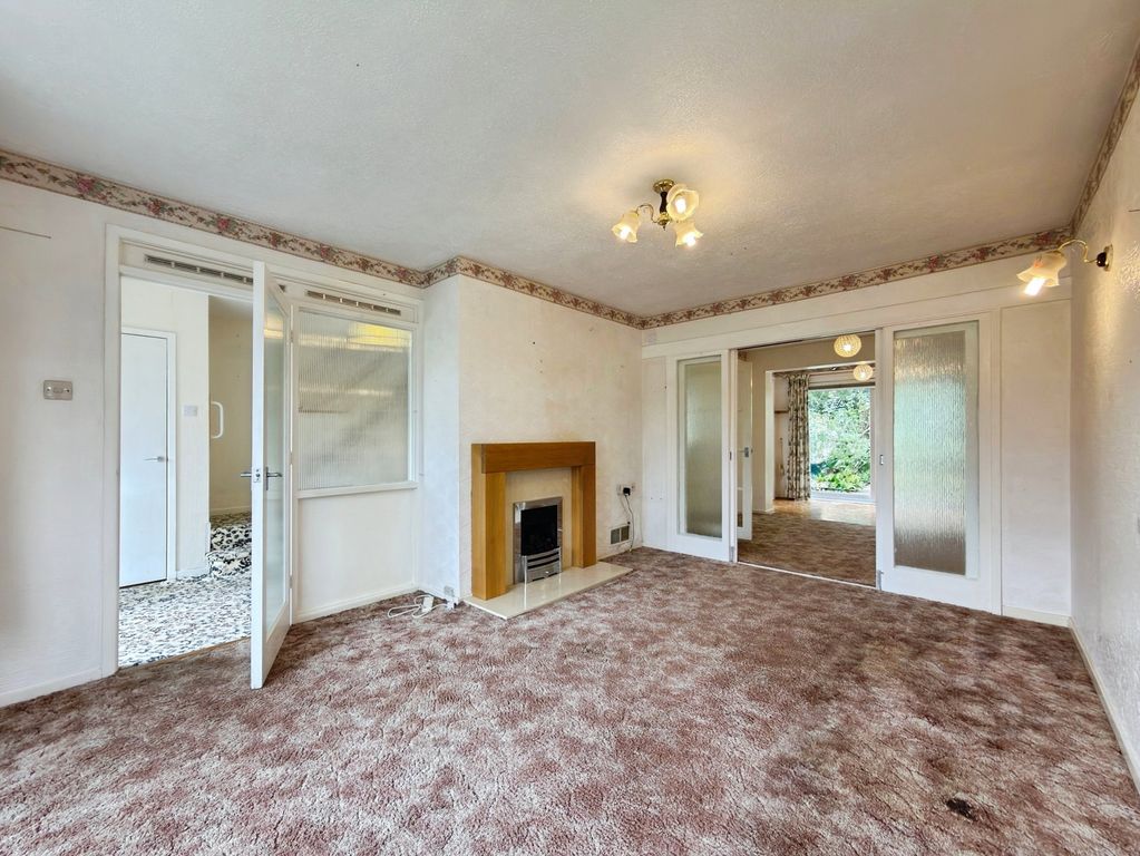 Property photo 3 of 28