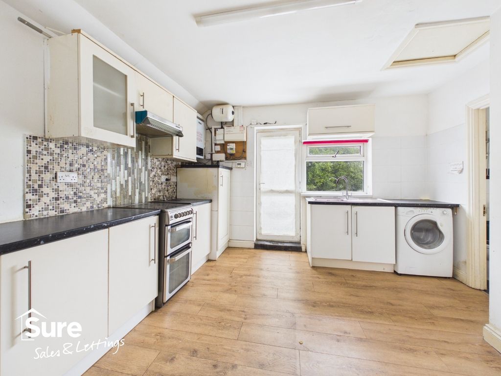 Property photo 3 of 15 5720424