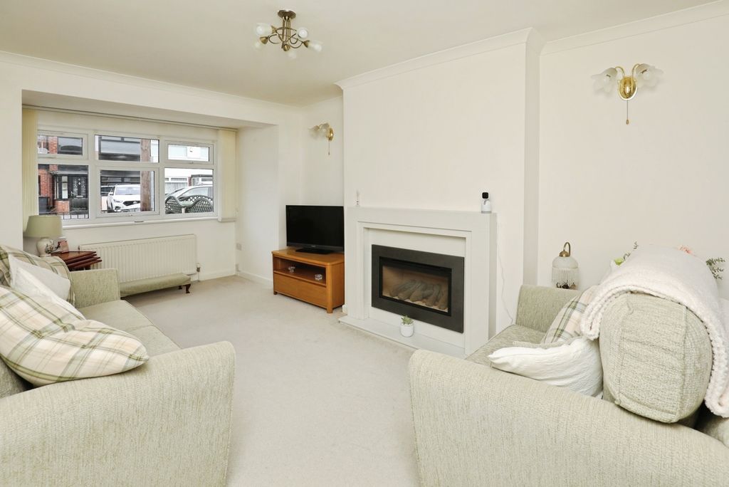 Property photo 2 of 19 Pbox-Img.Jpg