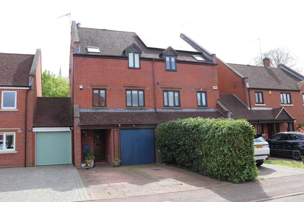 Property photo 1 of 16 Img_1583