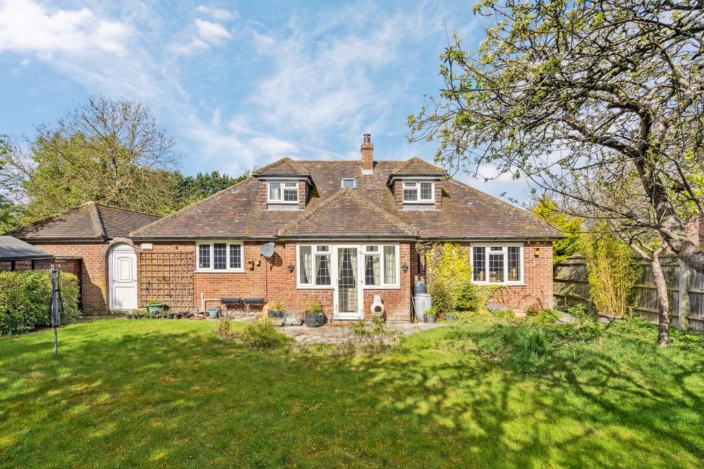 Property photo 2 of 18