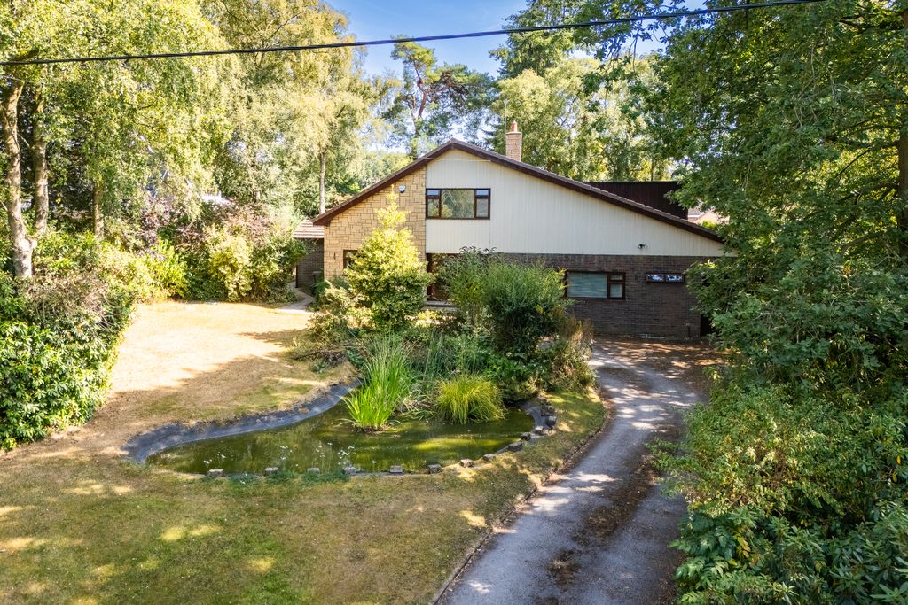Property photo 1 of 26 Dji_20260811153603_0004_D-Hdr