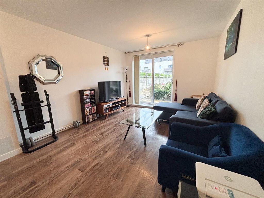 Property photo 3 of 12 Living Room.Jpg