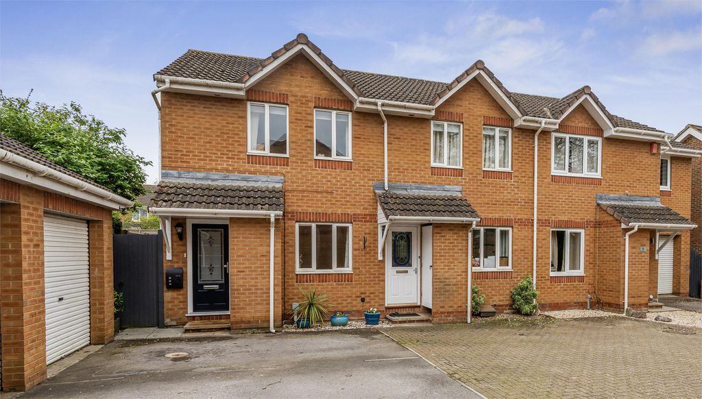 Property photo 1 of 18