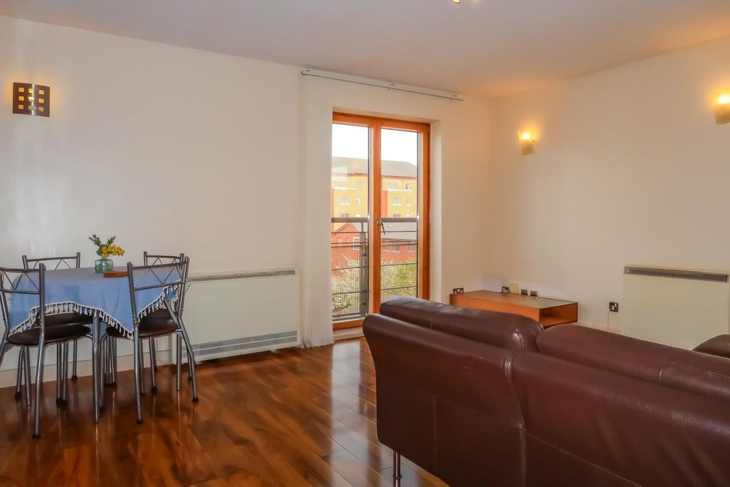 Additional image 3 of 2 bed flat for saleHenke Court, Cardiff CF10