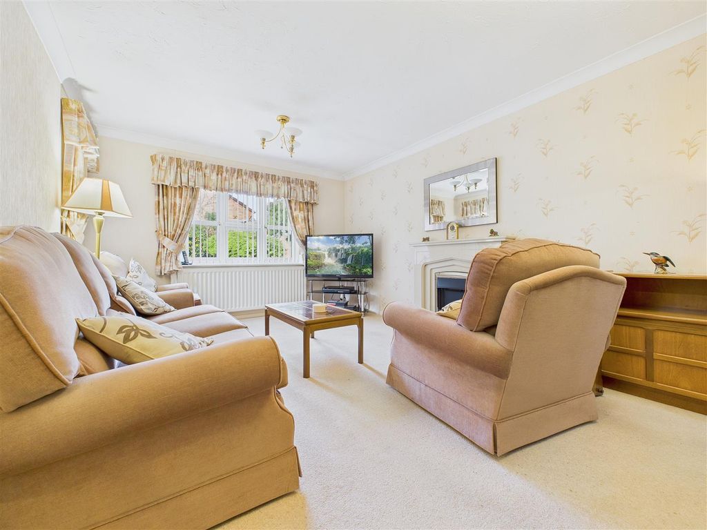 Property photo 2 of 9 Cam02453G0-Pr0185-Still001.Jpg