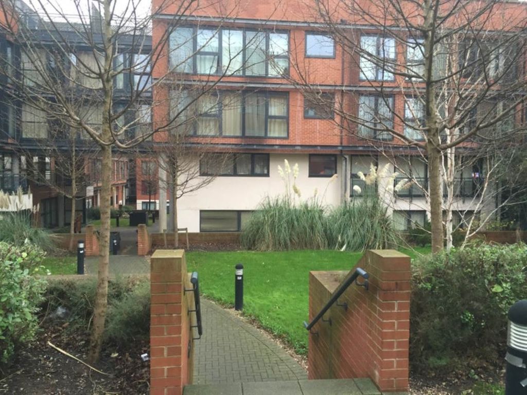 Property photo 1 of 7 95867183