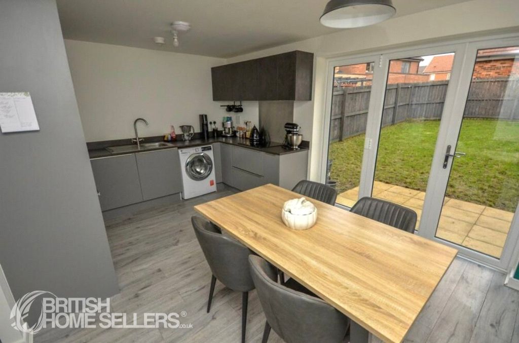 Property photo 2 of 18 Picture No. 06