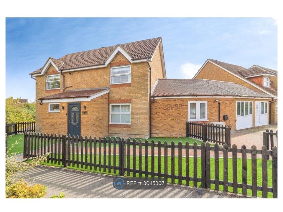 Property photo 2 of 12