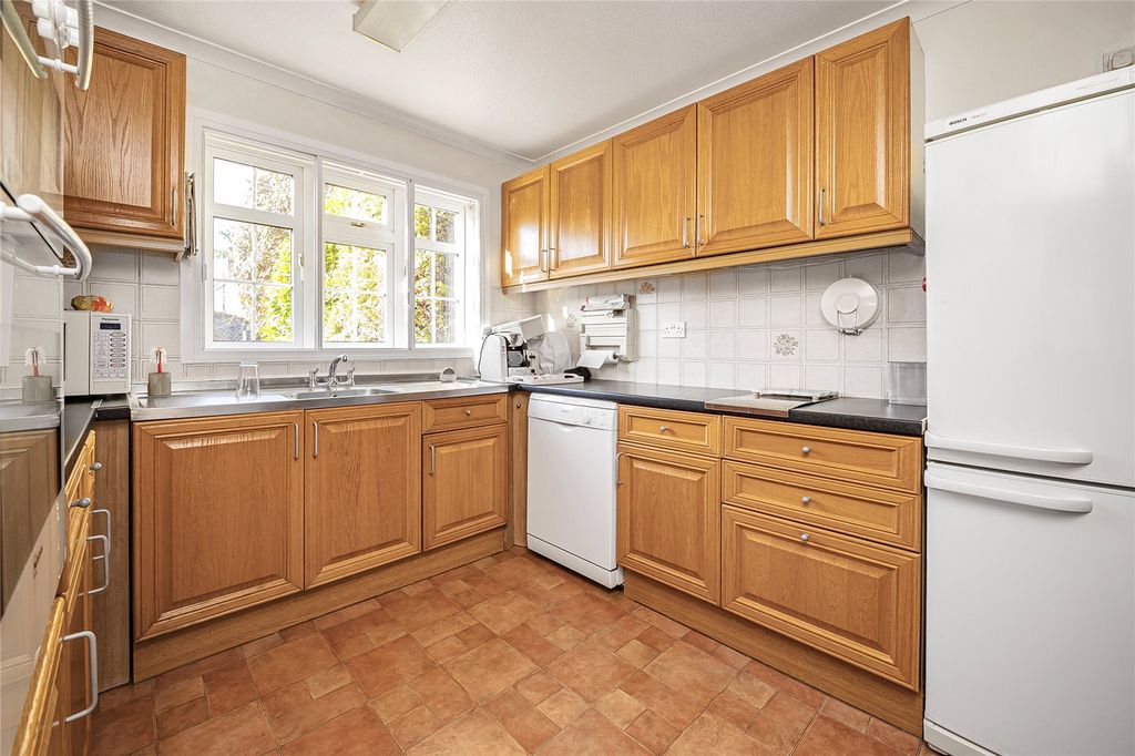 Property photo 2 of 13 Picture No. 07