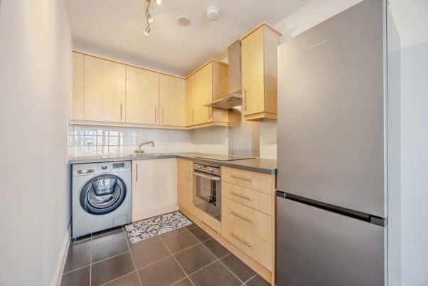 Property photo 3 of 17 Picture No. 30