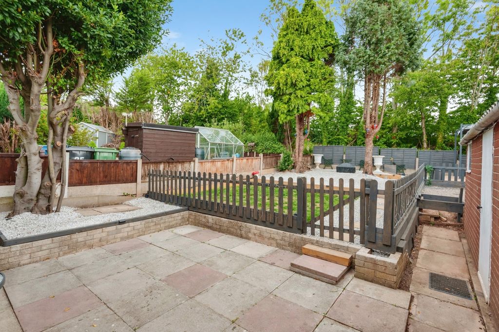 Property photo 2 of 16 Pbox-Img.Jpg
