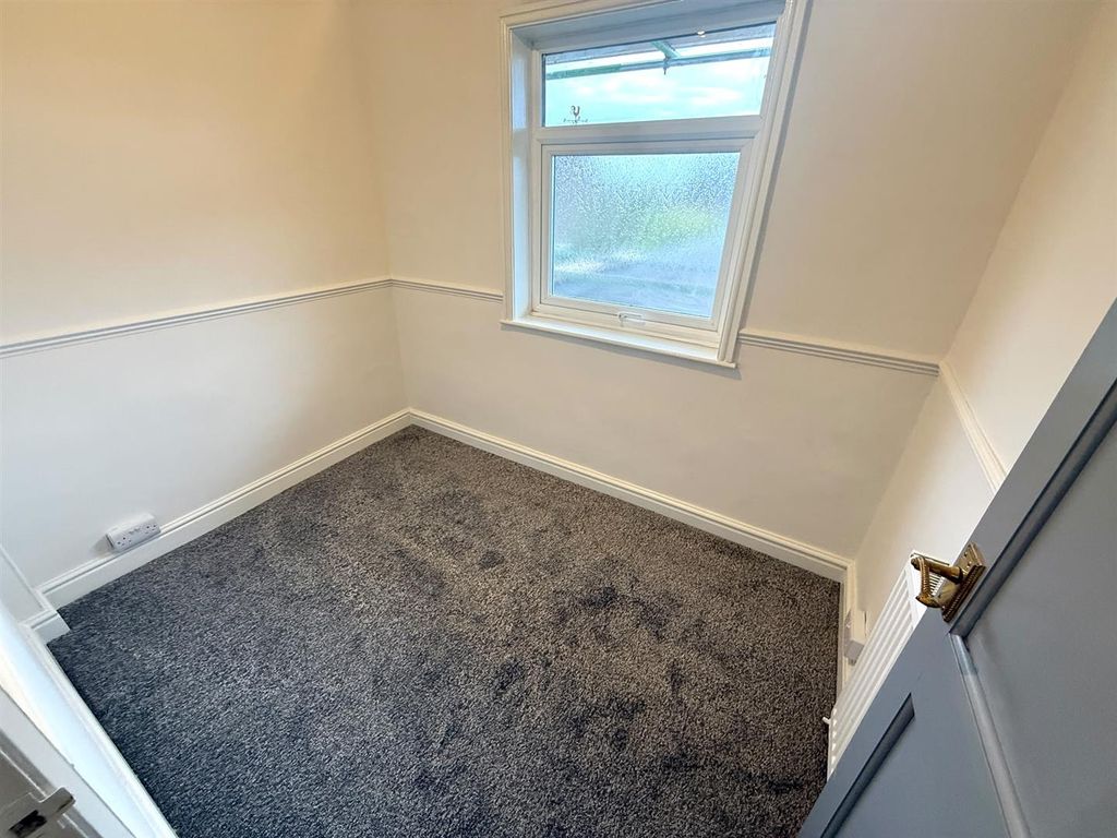 Property photo 1 of 11 Bedroom Two